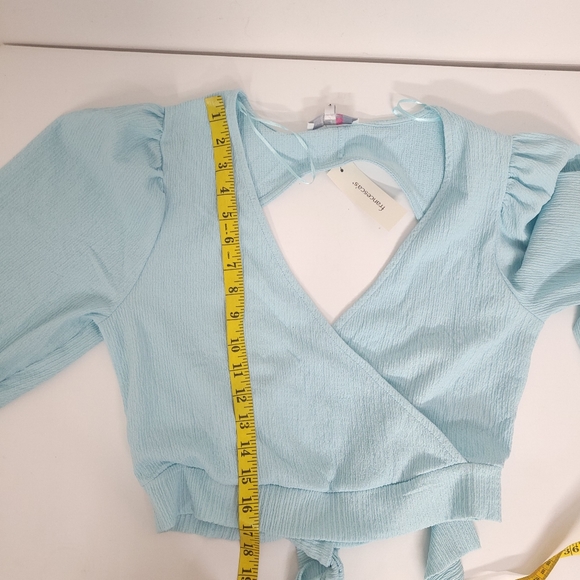 NWT Glo fashion London  Francescas Crop  Open Back Top Large - Picture 11 of 12